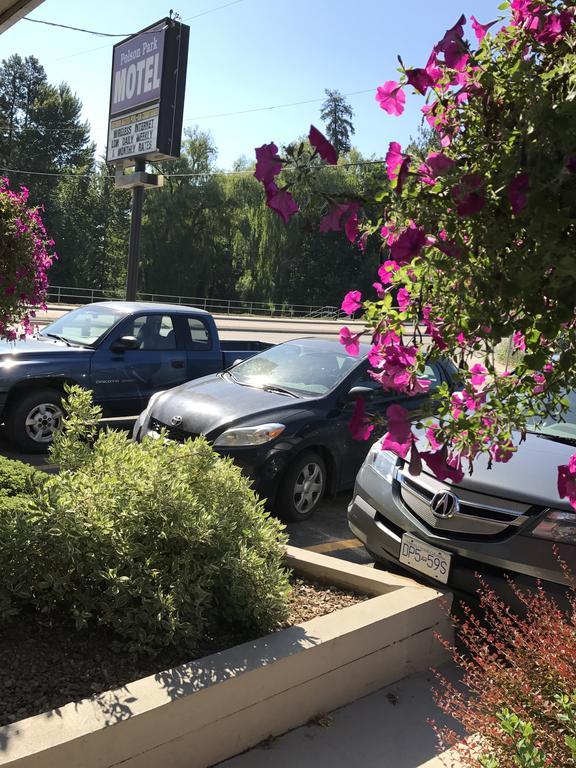 Polson Park Motel เวอร์นอน ภายนอก รูปภาพ