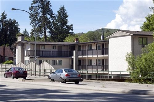 Polson Park Motel เวอร์นอน ภายนอก รูปภาพ